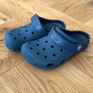 Navy Crocs classic clog